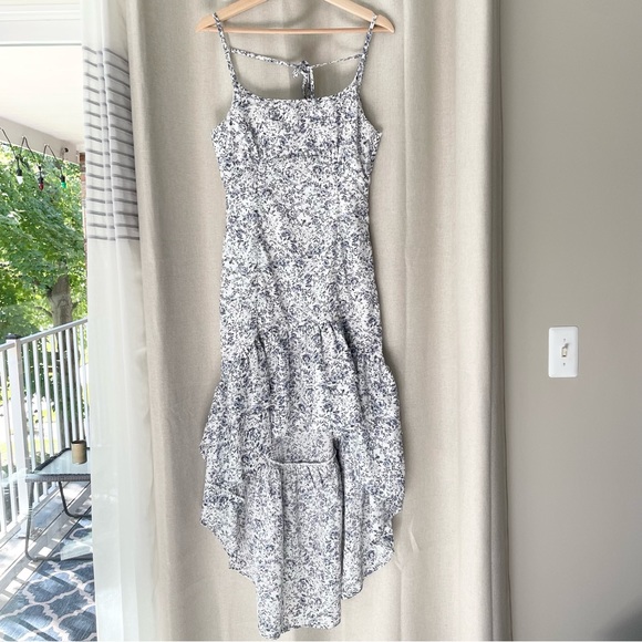 Lulu’s Cheery Attitude White Floral Print Ruffled High-Low Maxi Dress - Picture 5 of 7